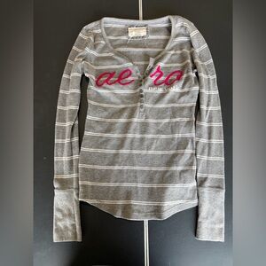 Aeropostale Gray Striped Long Sleeve Tee